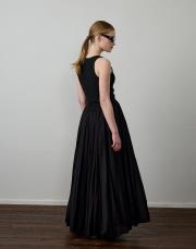 siyah pamuklu godeli hafif kraşlı etek 3