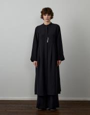 siyah tensel pileli uzun takım