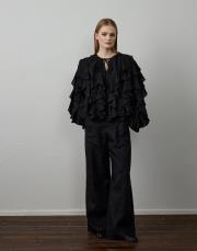 siyah pamuklu fırfırlı bluz